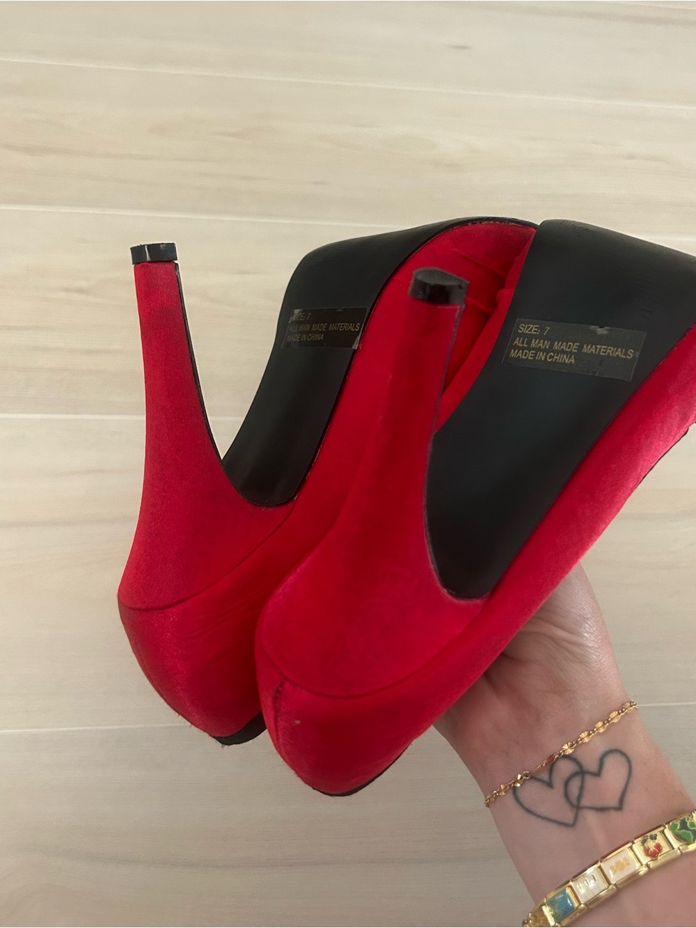 vintage red and black charlotte russe heels - Picture 9 of 9
